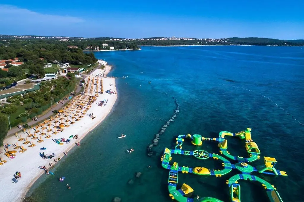Stunning View Apartment With Pool Valbandon 0*,  Croatia
